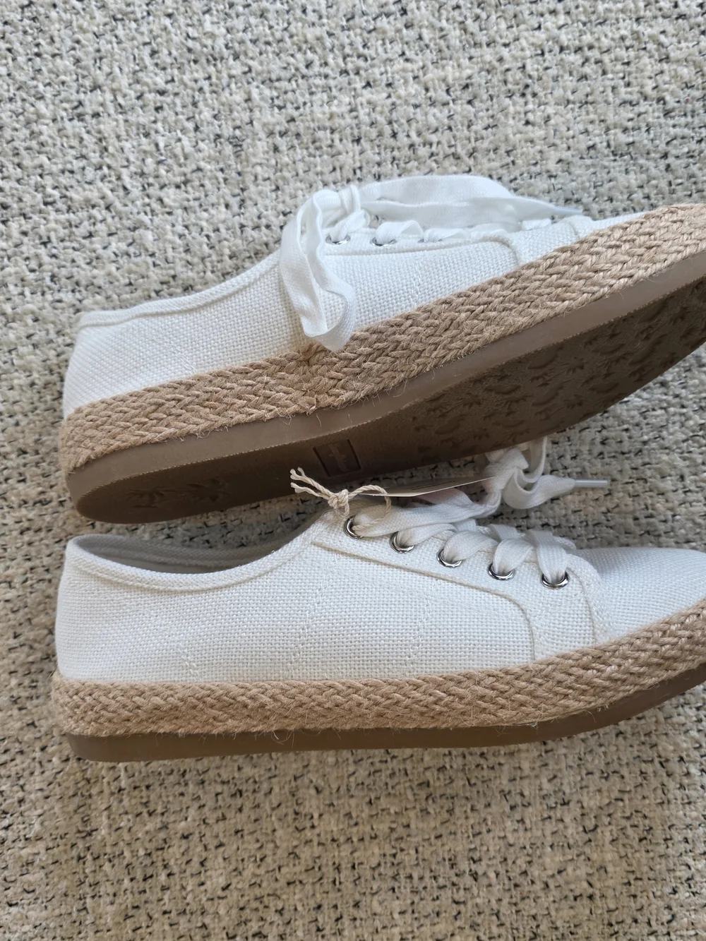 Tommy Bahama White Canvas Espadrille Platform Sneakers Size 8.5